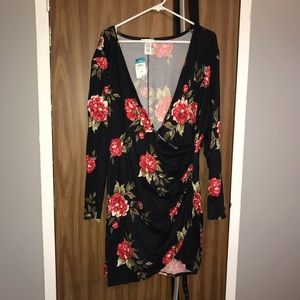 NWT Rue 21 Plus Long Sleeve Floral Wrap Dress